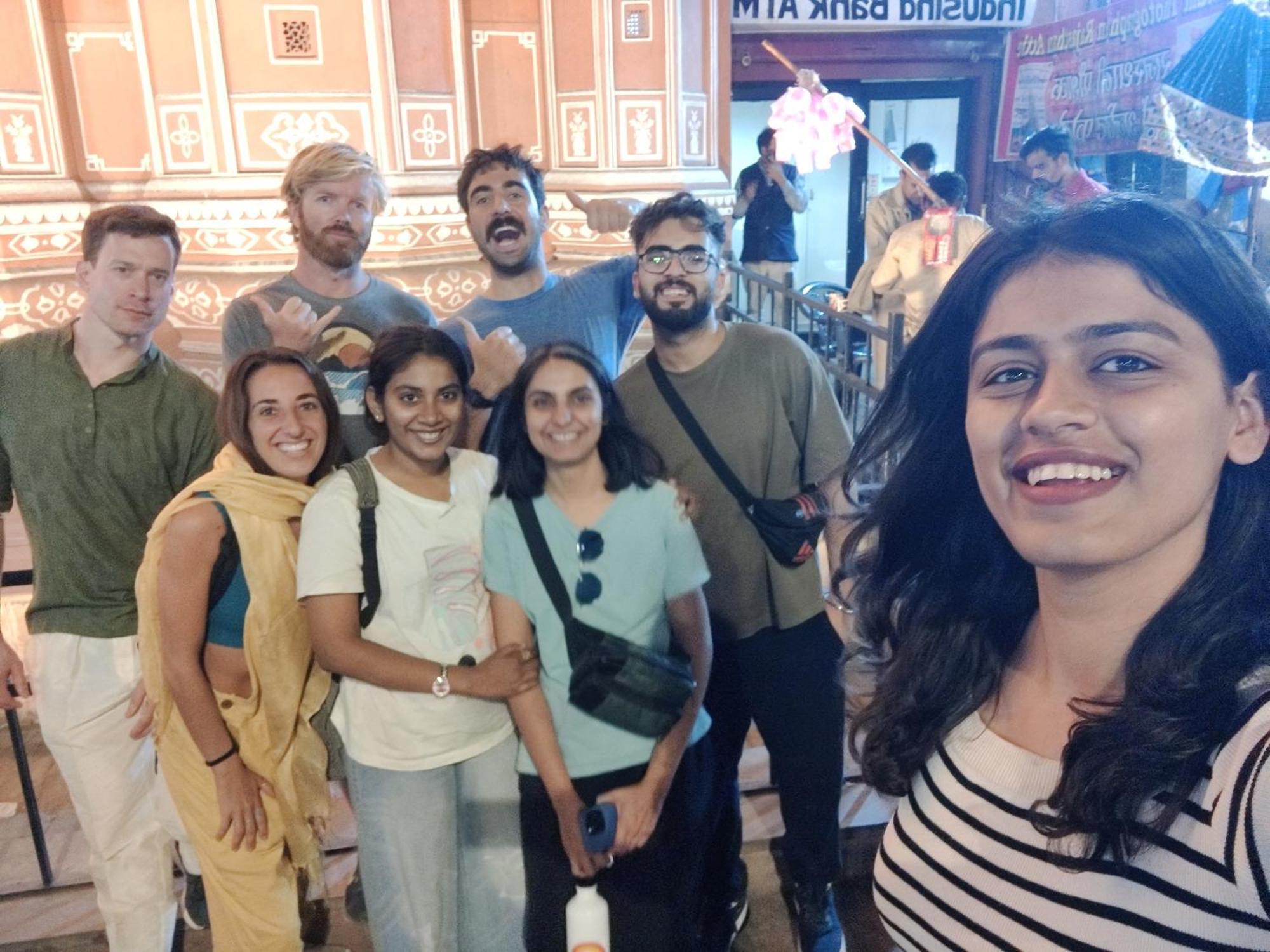 Madpackers Jaipur Hostel Buitenkant foto