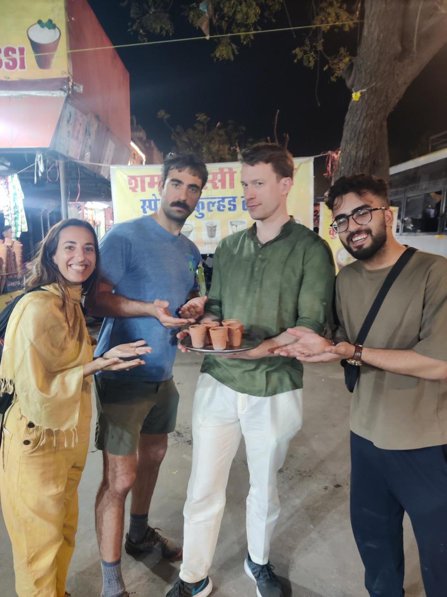 Madpackers Jaipur Hostel Buitenkant foto